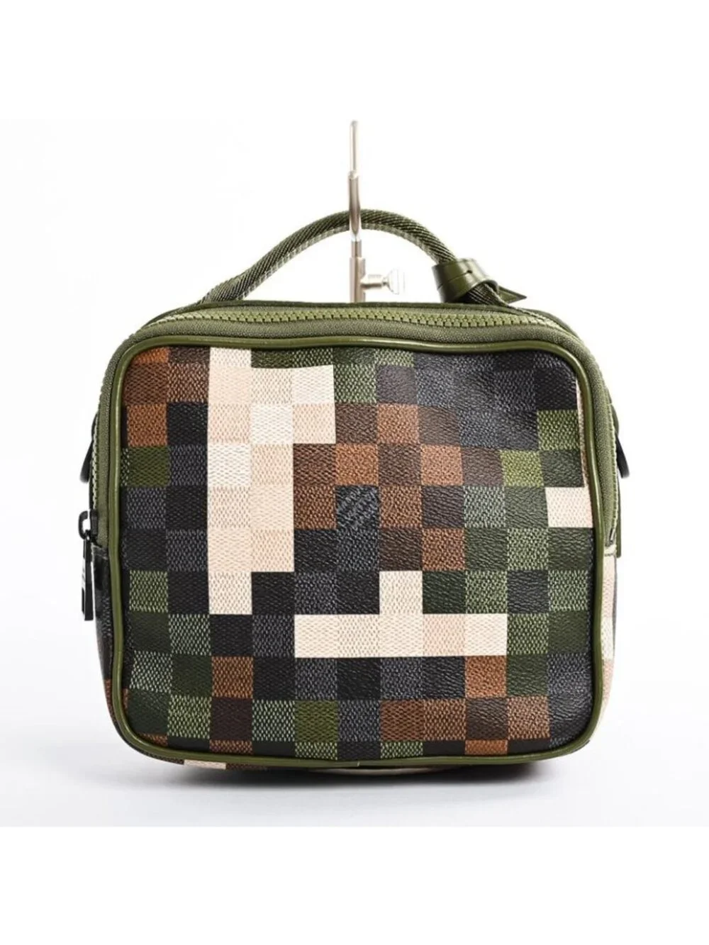 Louis Vuitton Shoulder Bag Quest Messenger - Picture 3 of 9